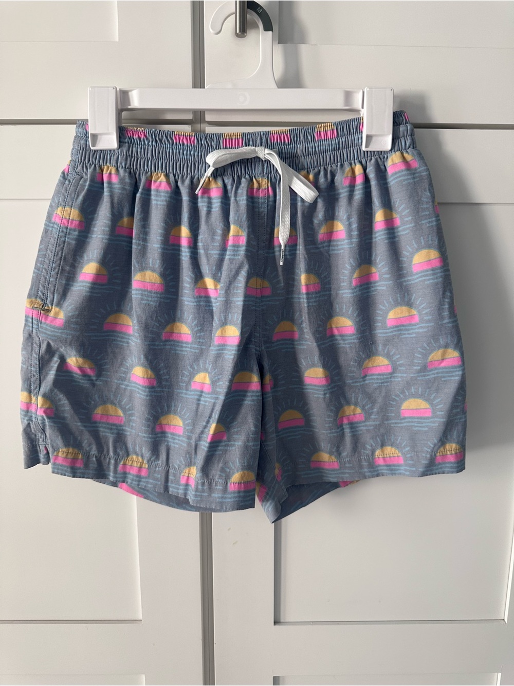 chubbies Blue Drawstring Shorts with Pink & Yellow Sunset Print